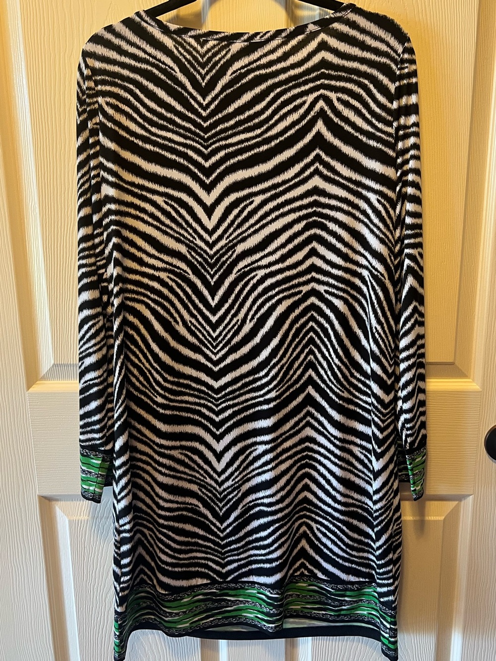 🖤 Michael Kors Zebra Print Shift Dress XL Black White Green Long Sleeve - Picture 4 of 11